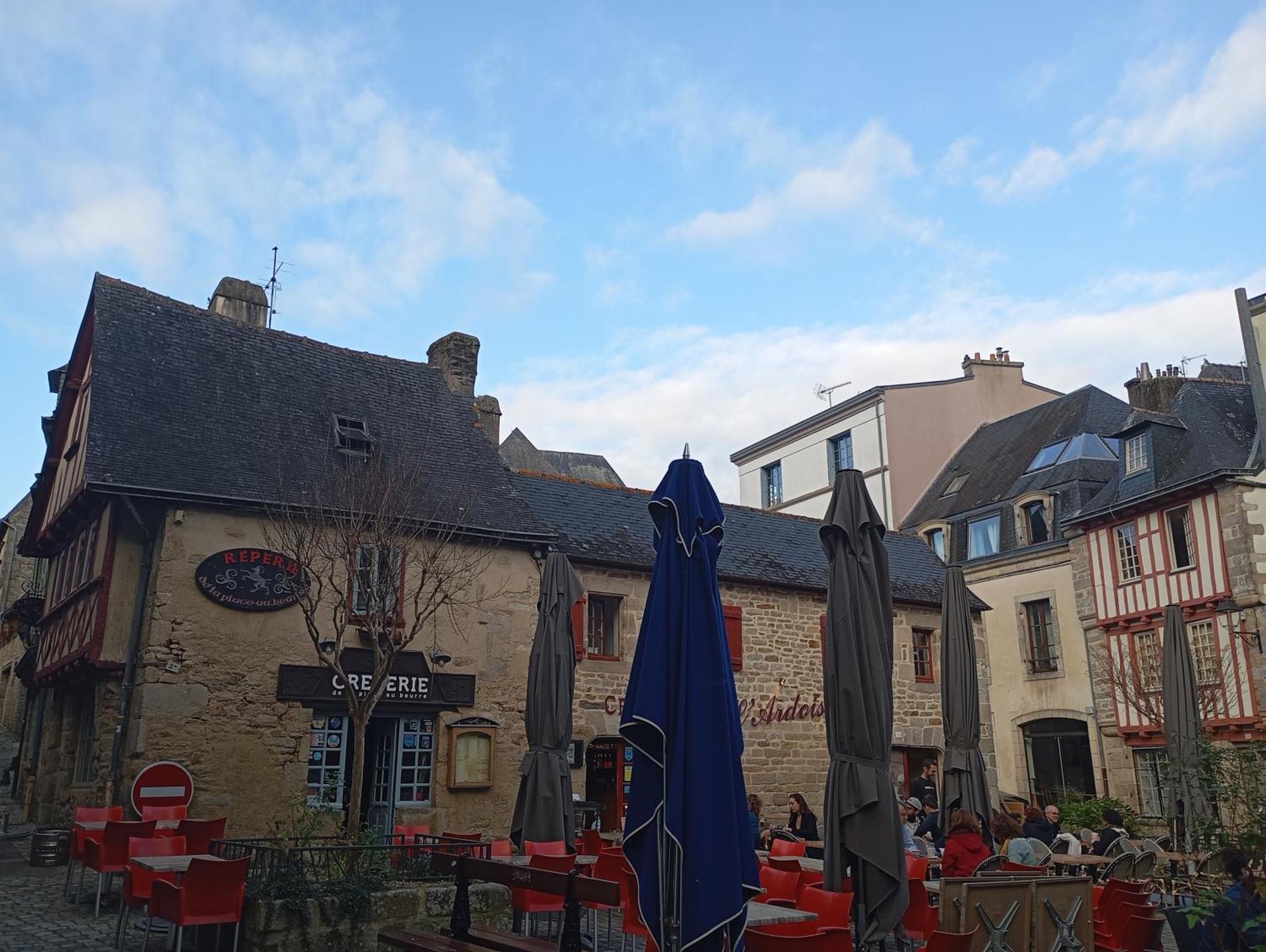 Escapade Romantique Sous Les Toits De Kereon - Centre Historique, Rue Pietonne Quimper Exterior photo